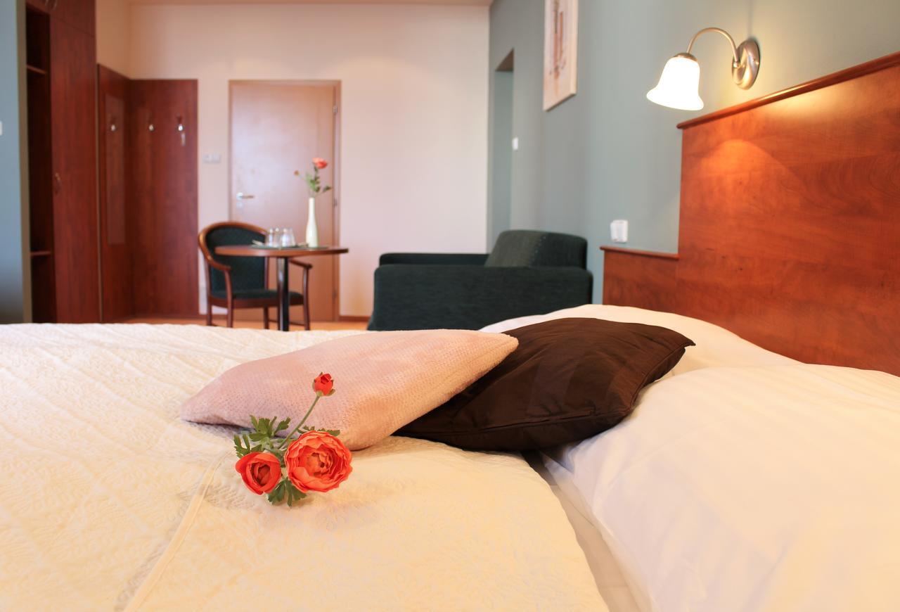Hotel Paganini Brandýs nad Labem-Stará Boleslav Εξωτερικό φωτογραφία